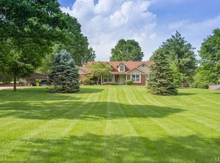 2761 Yaeger Rd, Saint Louis, MO