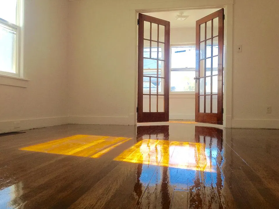 7 Roberts St #1