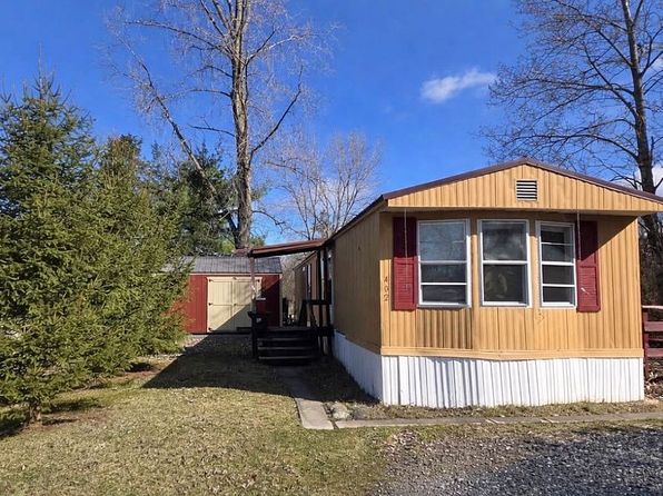 402 Mary Ln