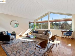 10820 Cameron Ave, Oakland, CA