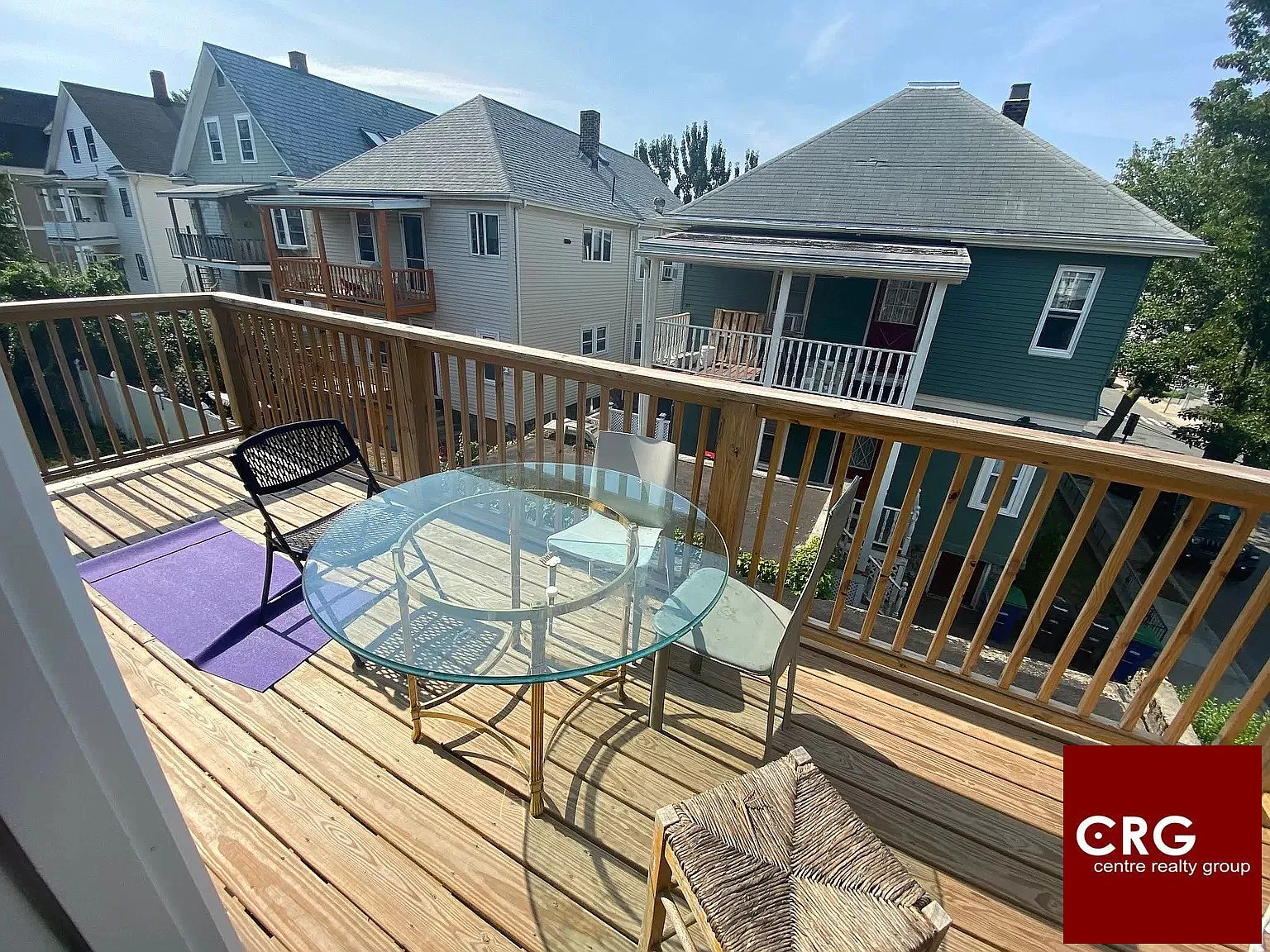 4 bed, 1.0 bath, 1000 sqft, $5,200 — Photo 1