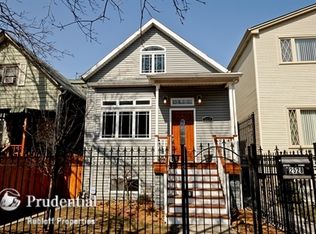 2528 W Moffat St, Chicago, IL 60647