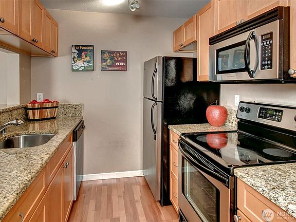 3rd image of 10824 NE 147th Ln Unit K206