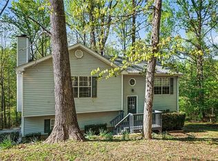 4083 Country Ln, Gainesville, GA 30507