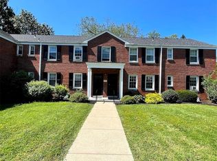 836 Thorn St APT 33, Sewickley, PA 15143