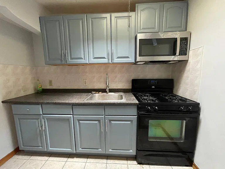 3212 Wellington St #2 — Photo 3