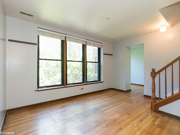 4th image of 5317 N Kenmore Ave APT 3A