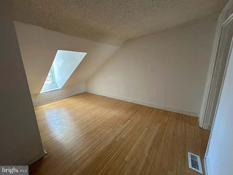 44 S 2nd St #3 — Photo 13