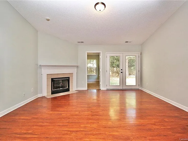 204 Tom Hunter Rd — Photo 33