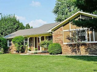 1055 Meridian Meadows Ct, Greenwood, IN 46142