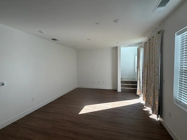 3217 Shrute Dr — Photo 58