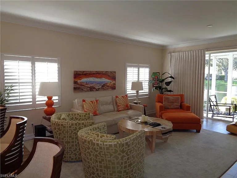6190 Reserve Cir #301 — Photo 8