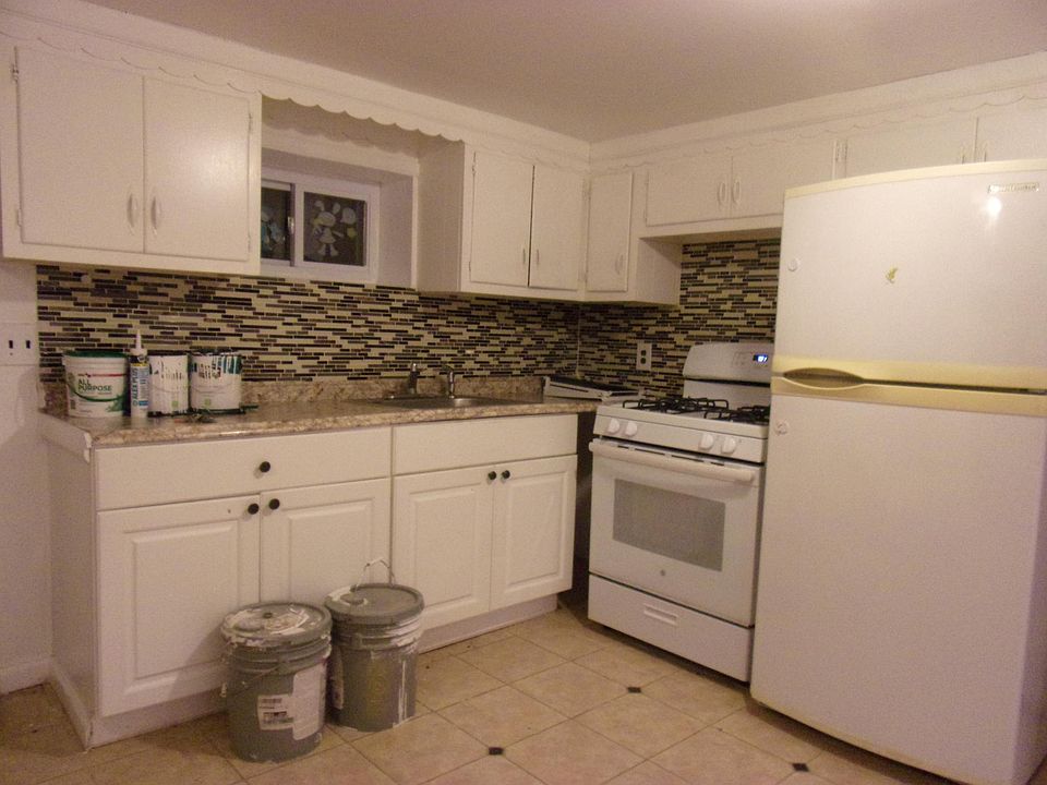 1st image of 85-164 3485th St