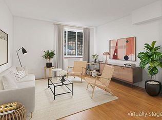 301 S 4th St #2, Brooklyn, NY 11211