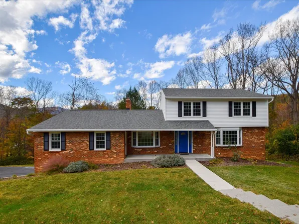 7029 Hollyberry Cir, Roanoke, VA 24018