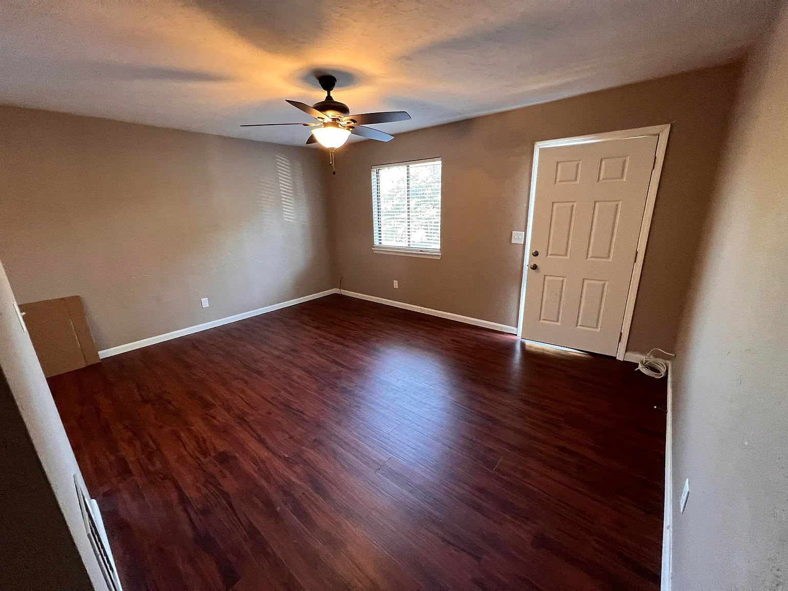 2 bed, 840 sqft, $1,100 — Photo 3