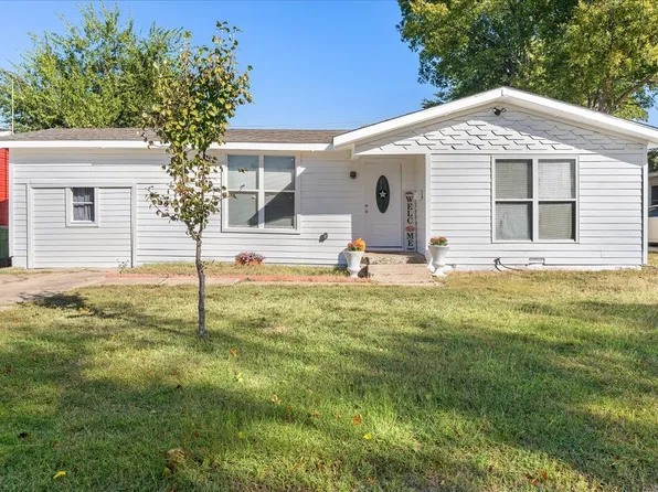 6621 Onyx Dr N, North Richland Hills, TX 76180