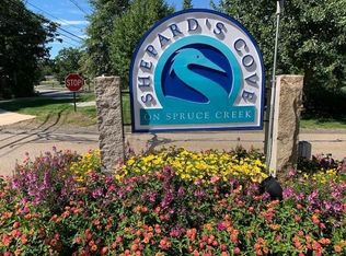 100 Shepards Cove Rd UNIT B2, Kittery, ME 03904