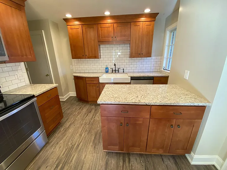 102 N Washington St — Photo 10