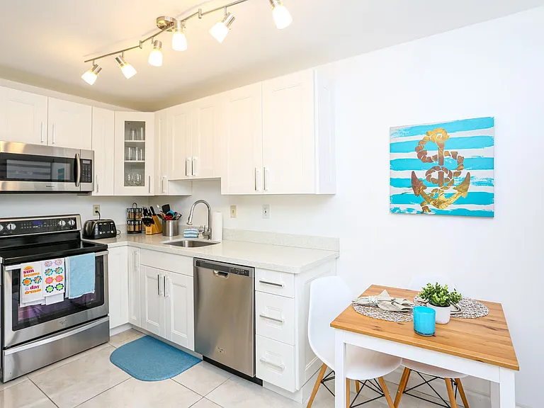 1522 Mainsail Dr #2 — Photo 35