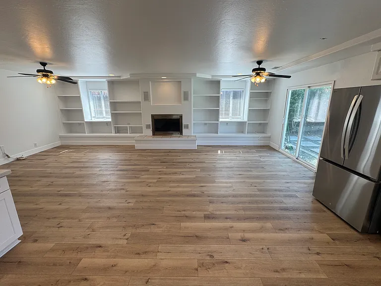 8202 Palm St — Photo 3