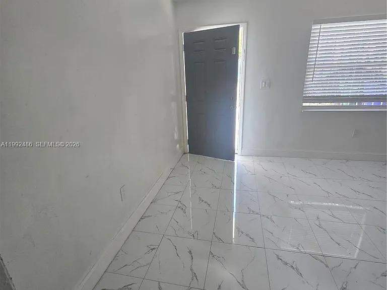 6231 NE 1st Ave #2 — Photo 14