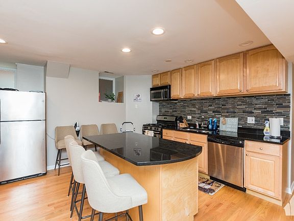 5th image of 2638 N Orchard St #G