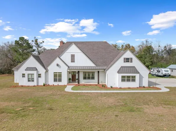 1335 Strong Rd, Ashford, AL 36312