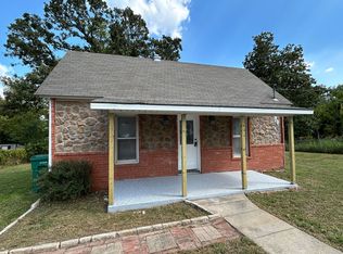 221 N C St, Rogers, AR 72756