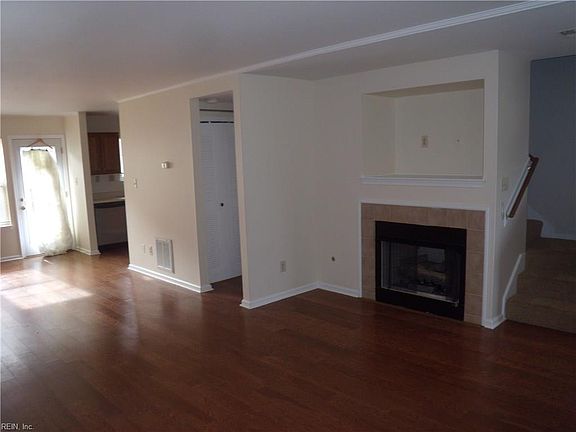 2nd image of 1607 Helena Ave