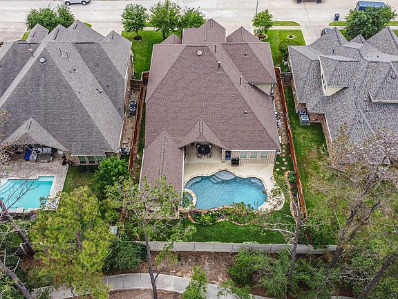 3rd image of 13430 Ambler Springs Dr