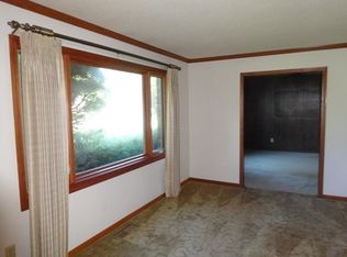 3757 N Country Wood Rd, Terre Haute, IN 47805