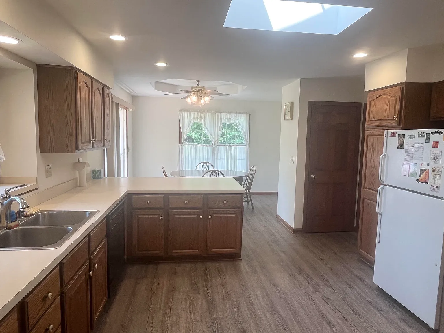 N Meadowpark Dr, Walton Hills — Photo 2