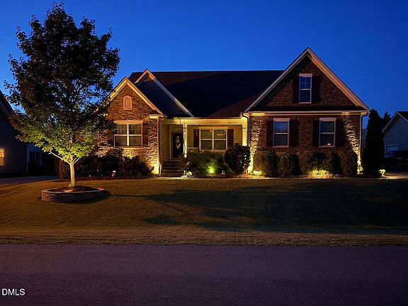 3rd image of 8320 Pin Cherry Dr