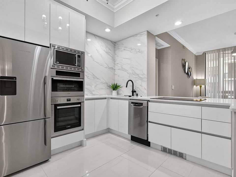 1st image of 701 S Olive Avenue #1205