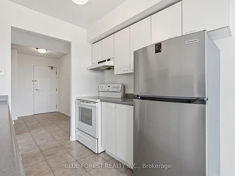 30 Chapman Ct #610 — Photo 19