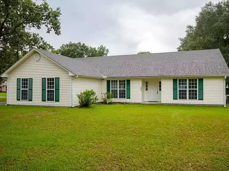 5108 Woodsdale Dr — Photo 1