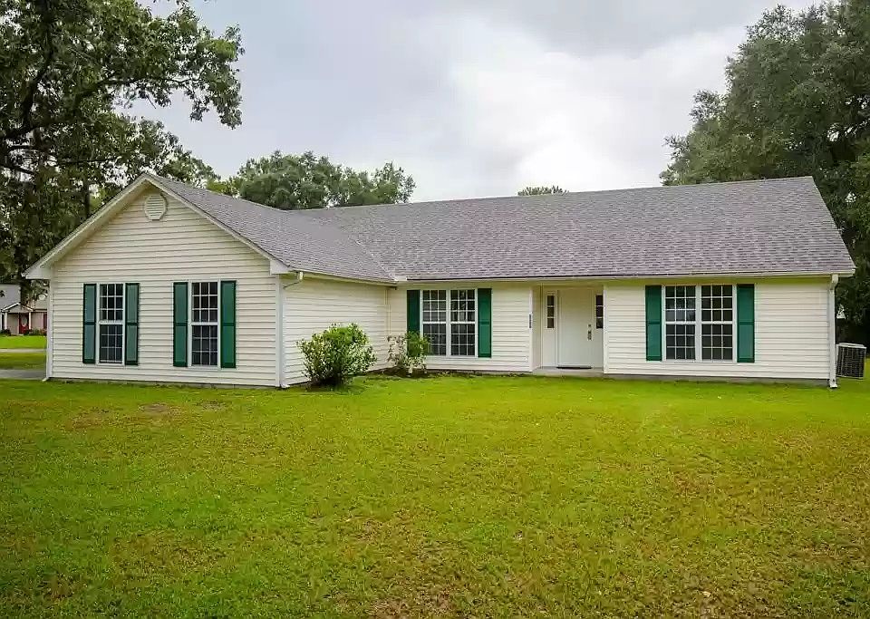 1st image of 5108 Woodsdale Dr