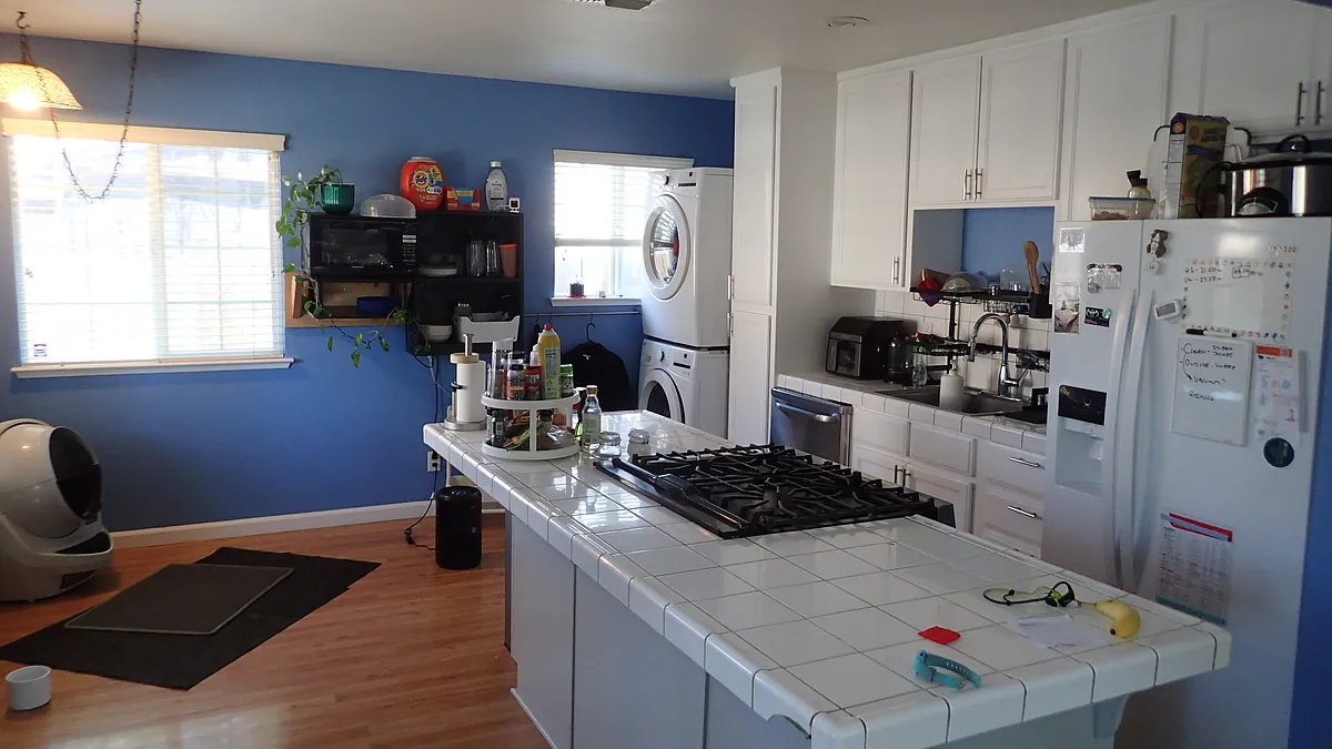 Building Photo - 4160 Santa Rosa Ave