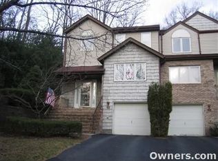33 Monett Ct, Morris Plains, NJ 07950