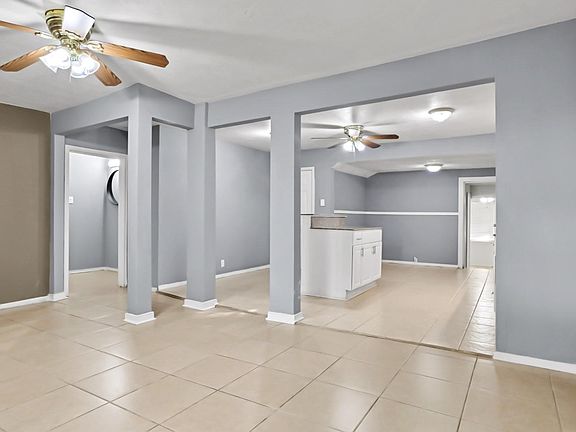 5th image of 2111 3rd St