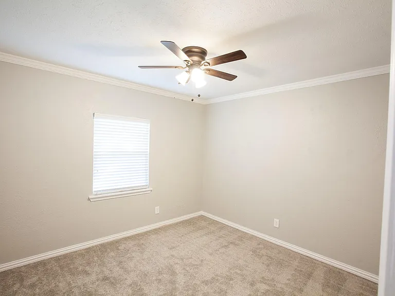 5713 Baker Dr — Photo 20