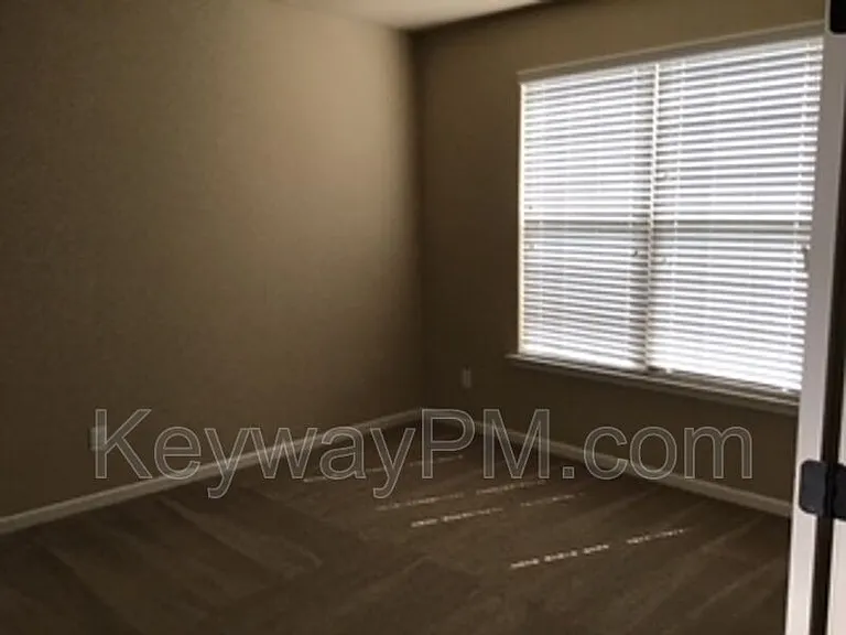 6017 Reynolds Cir — Photo 9