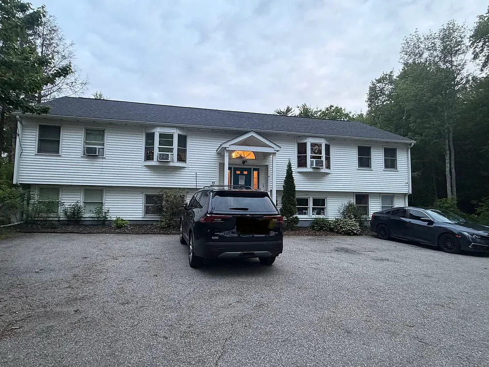 63 Dows Ln #B