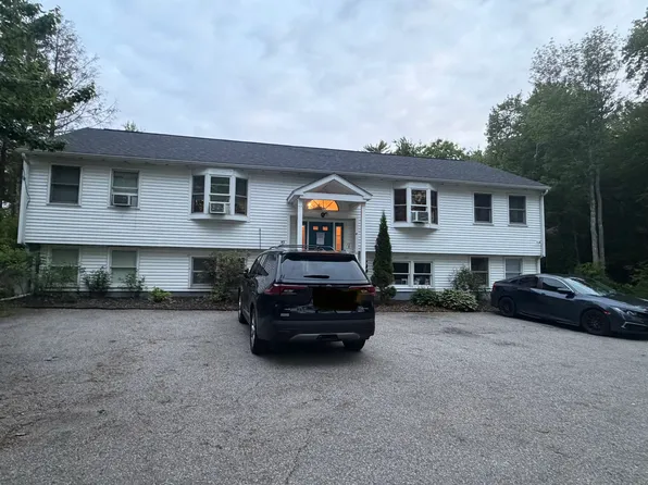 63 Dows Ln #B, Seabrook, NH 03874