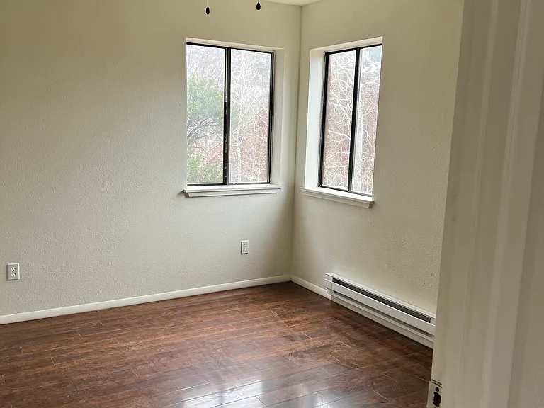 1223 Florida Rd — Photo 11