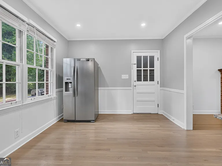 4854 Springfield Dr — Photo 15