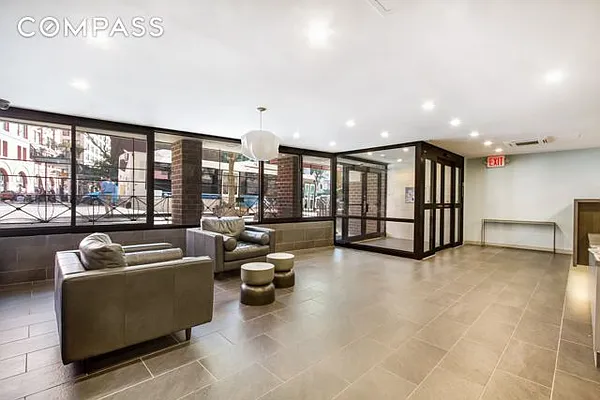 Rented by Compass | media 39