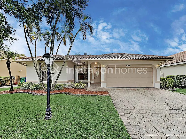 5788 NW 48th Dr — Photo 1