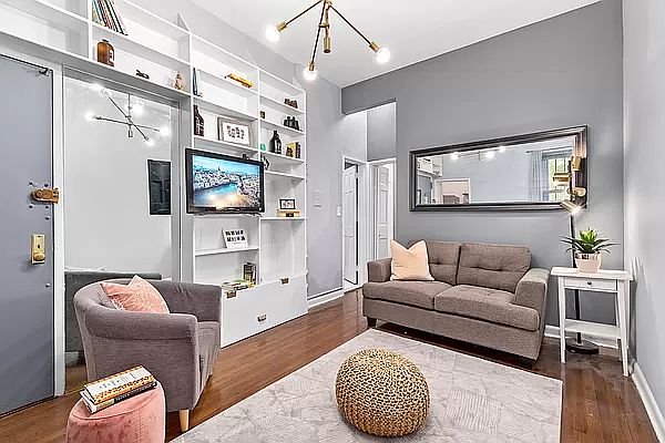 1st image of 326 W 83rd St APT 1A